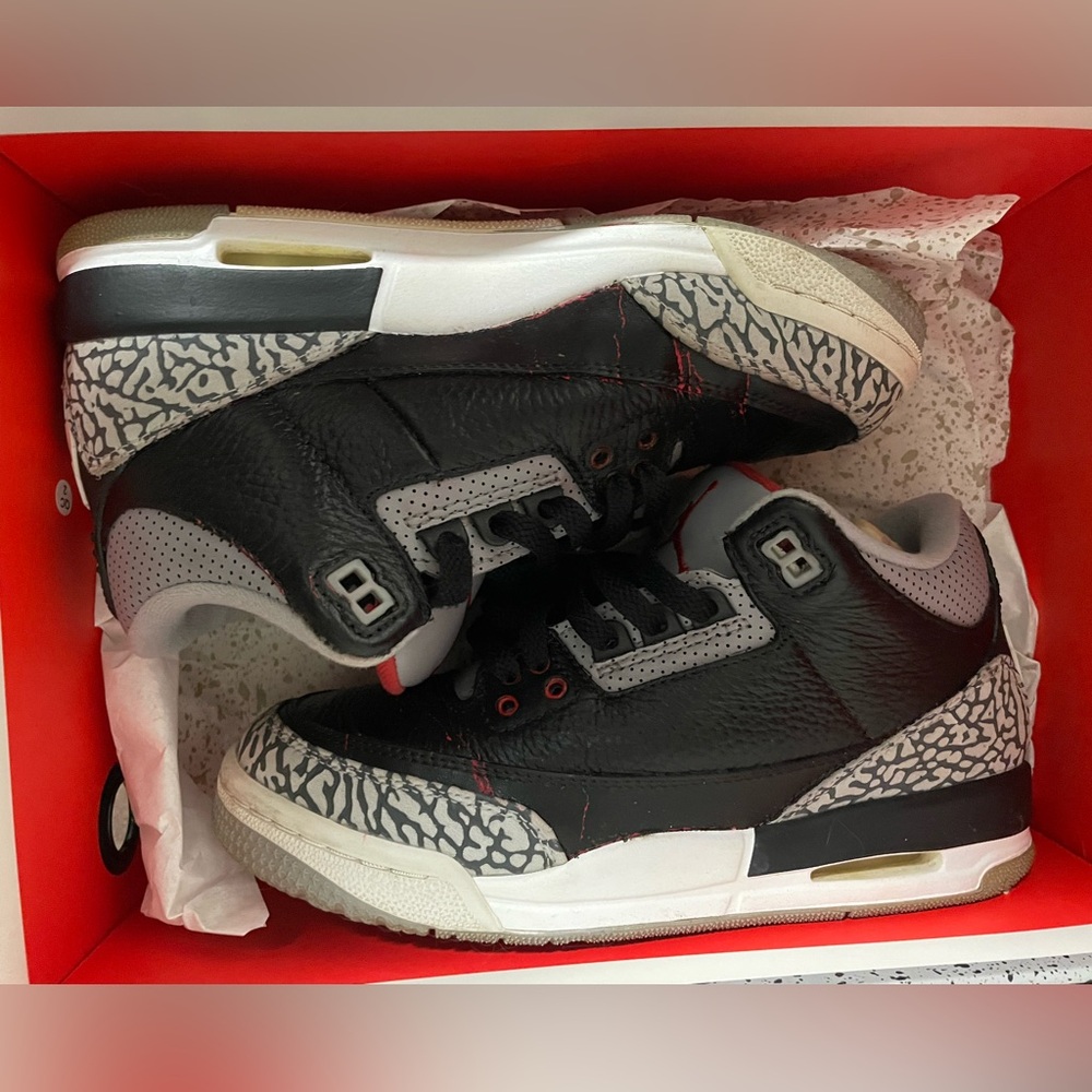 AIR JORDAN Cement 3s